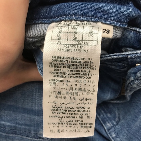 Unique Guess Jeans - Picture 9 of 10